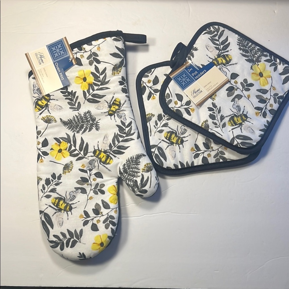 Floral Bee ๐ Oven Mitt and Pot Holder Set - Picture 11 of 16